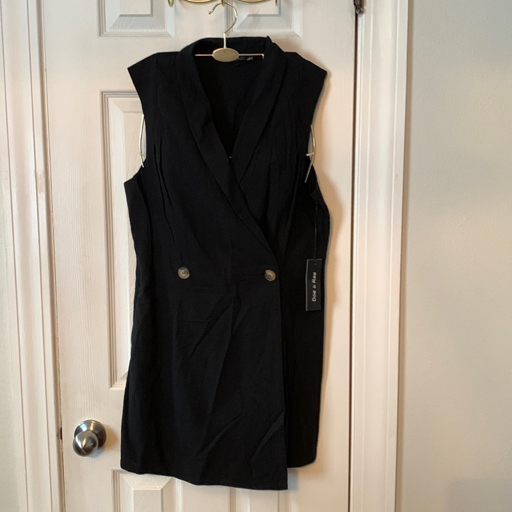 NWT Doe & Rae Black Romper Size L